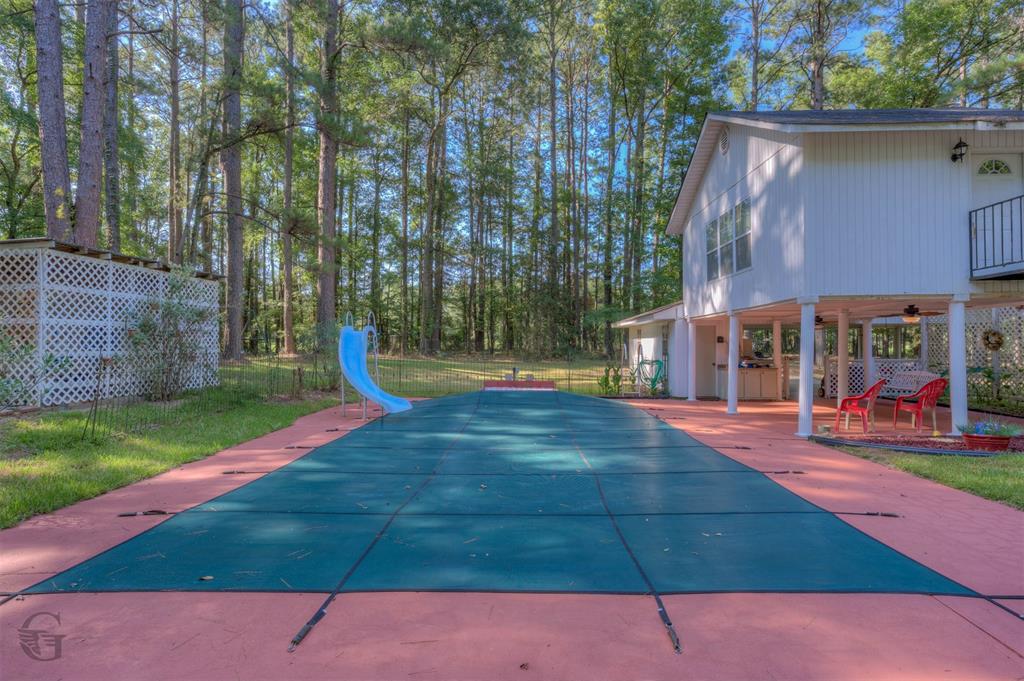447 Burrow Lane Property Photo 4