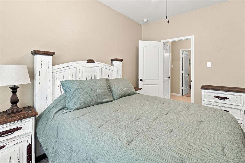 5017 Beaver Creek Avenue Property Photo 19