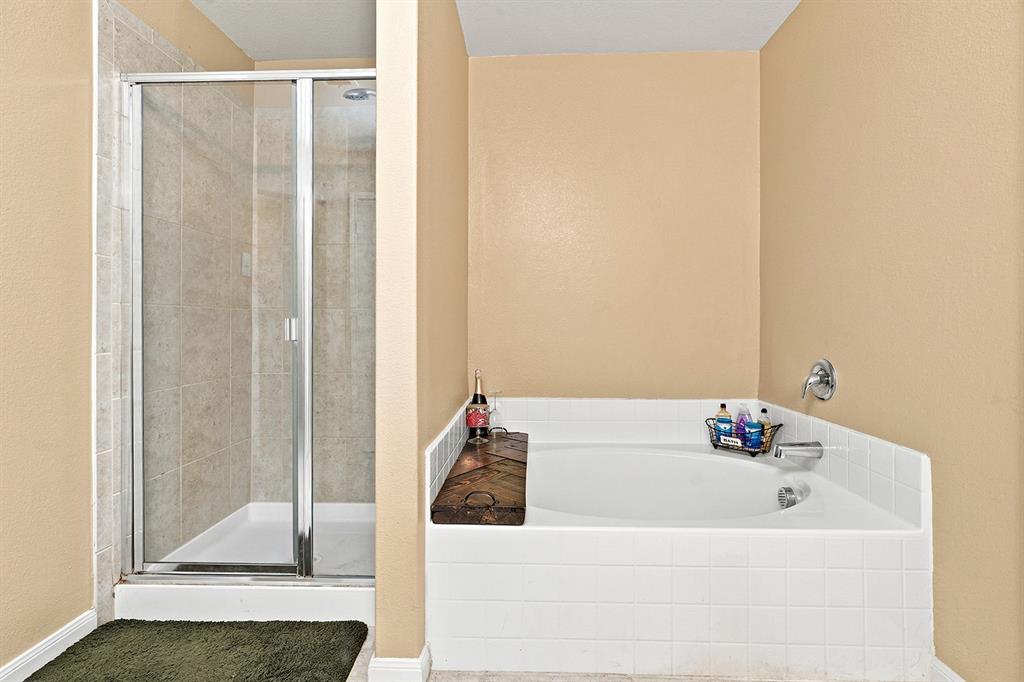 5017 Beaver Creek Avenue Property Photo 26