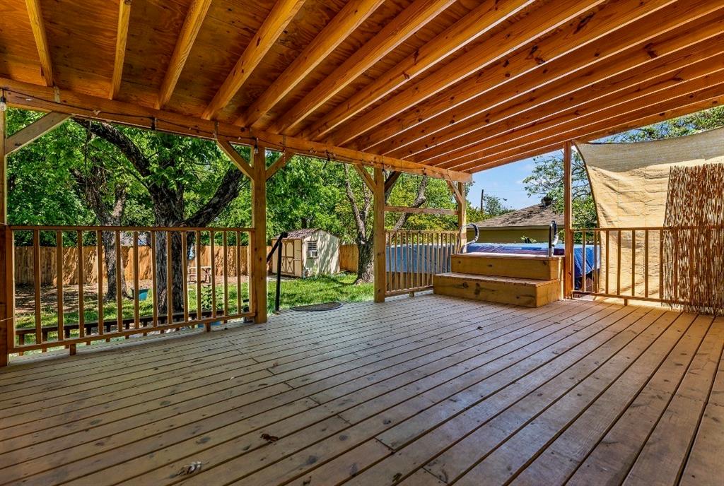 3807 Falls Drive Property Photo 6