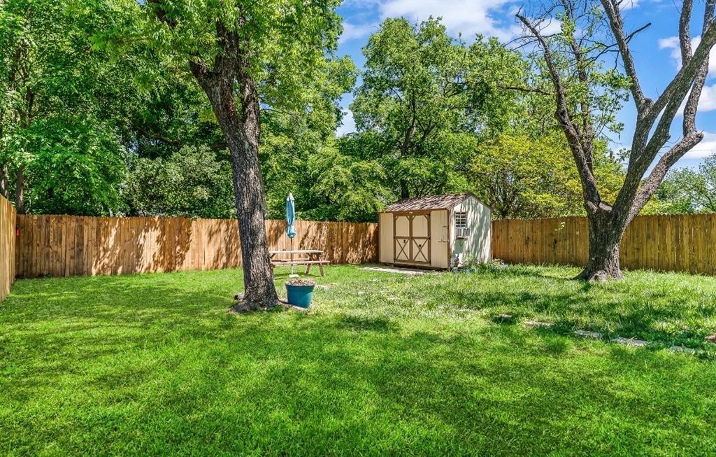 3807 Falls Drive Property Photo 8