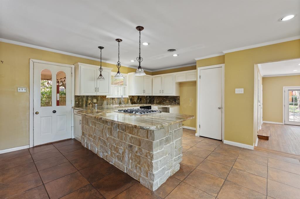 7 Hill Terrace Place Property Photo 2
