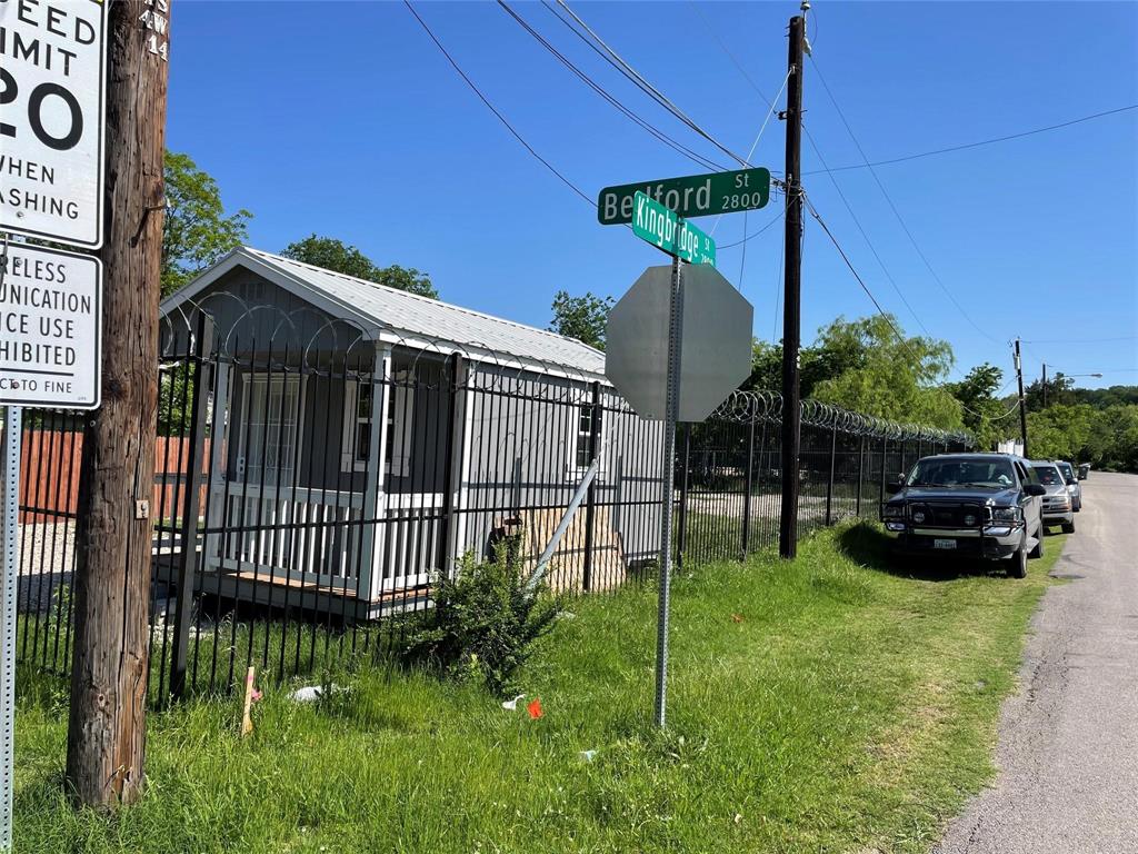 2846 Bedford Street Property Photo 2