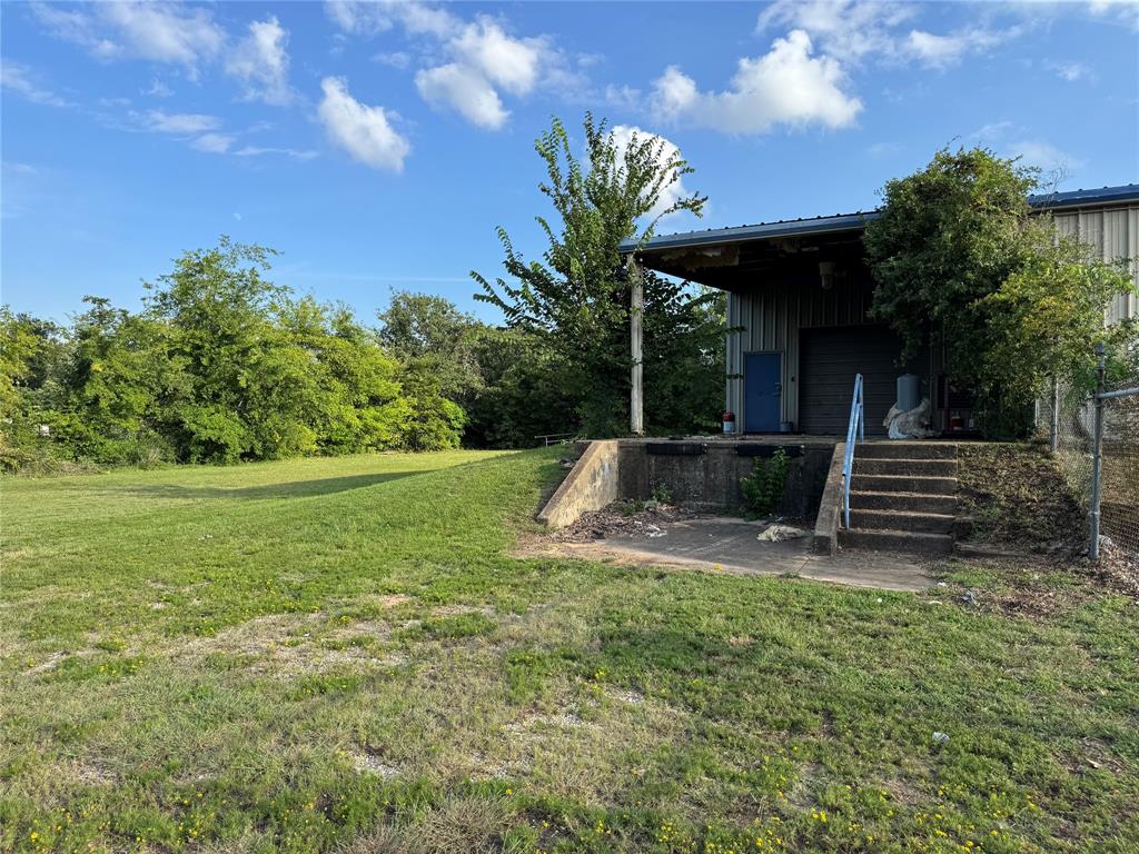 3401 N Northeast Loop 323 Property Photo 6