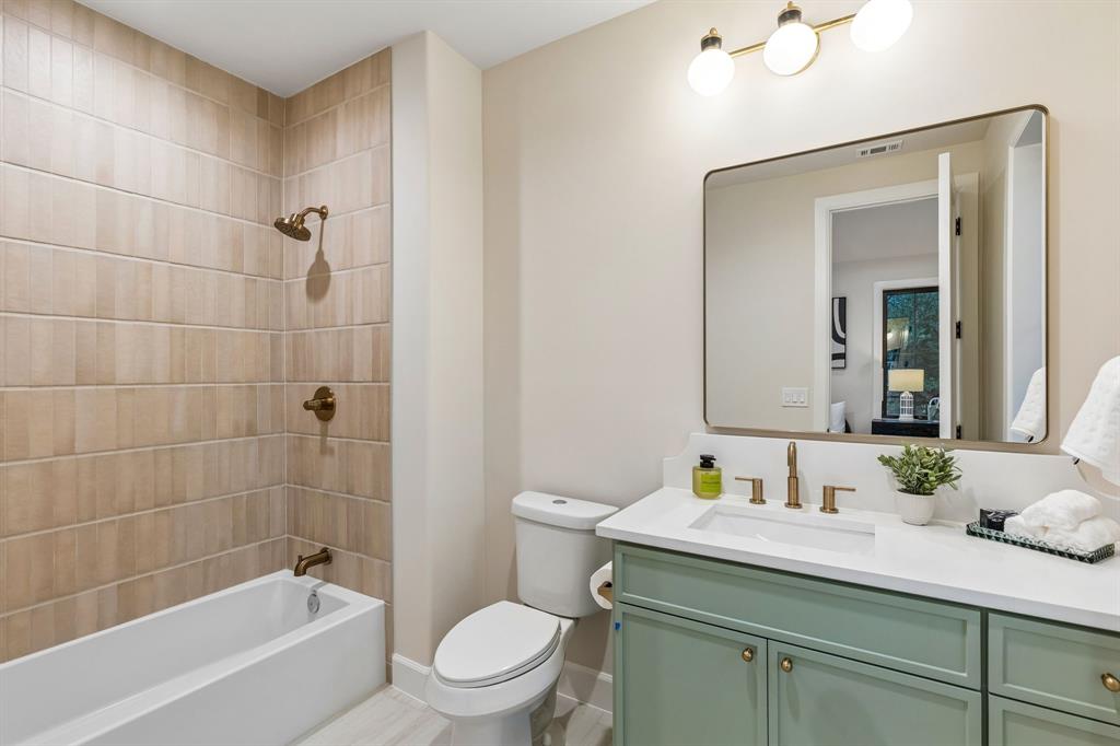 16834 Mossy Oak Drive Property Photo 23