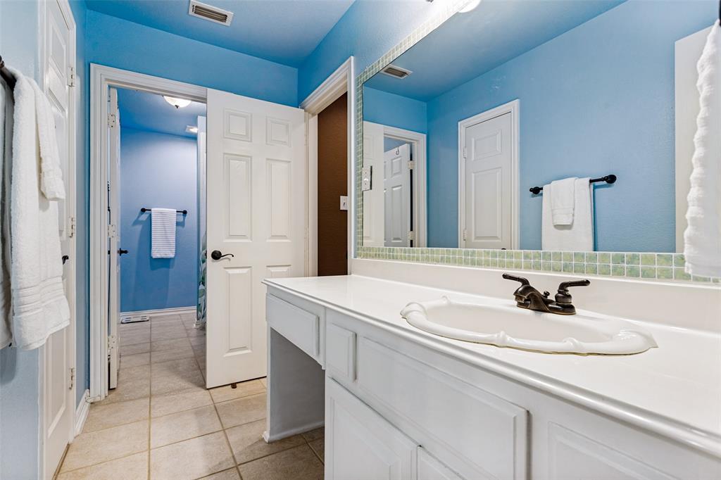 1814 Harvest Glen Drive Property Photo 31