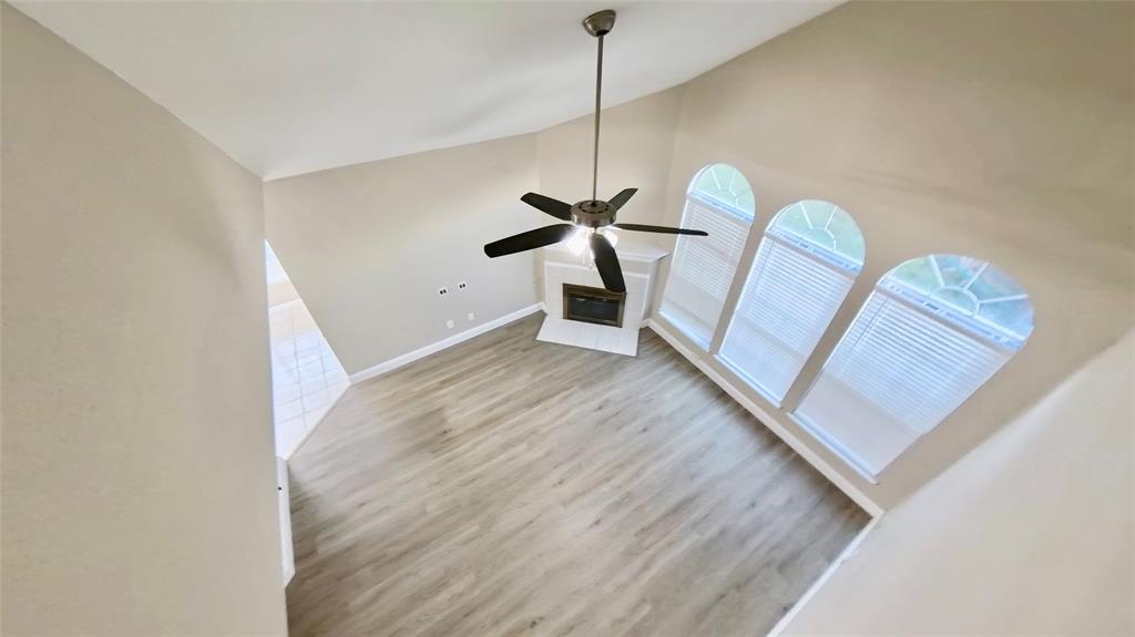 4304 Lone Rock Court Property Photo 6