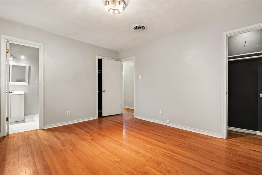 8057 Fall River Drive Property Photo 18