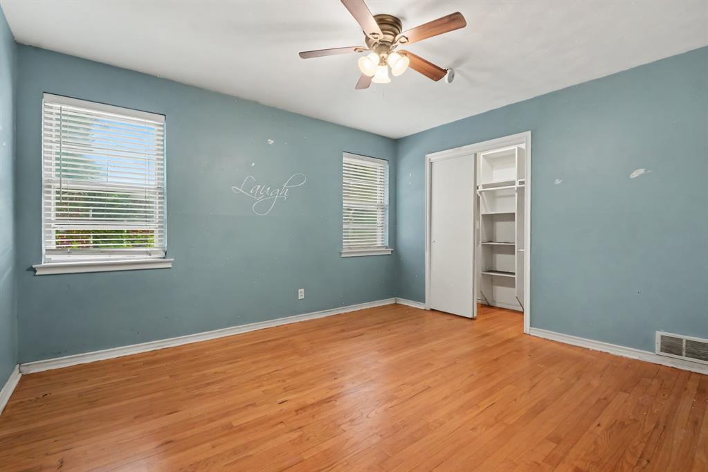 8057 Fall River Drive Property Photo 20