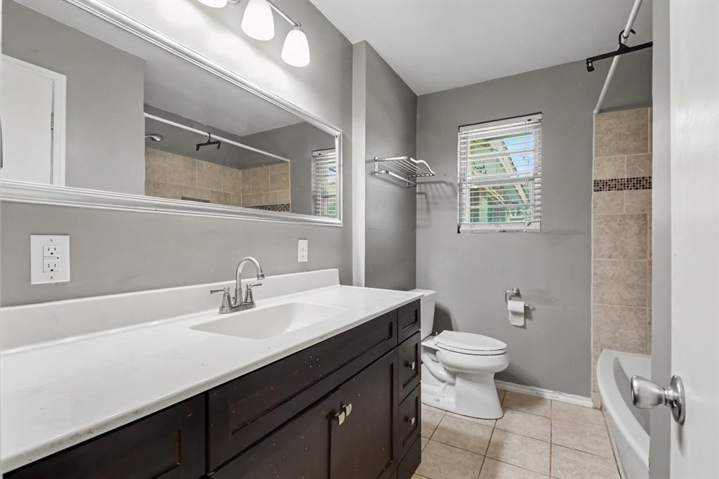 8057 Fall River Drive Property Photo 23