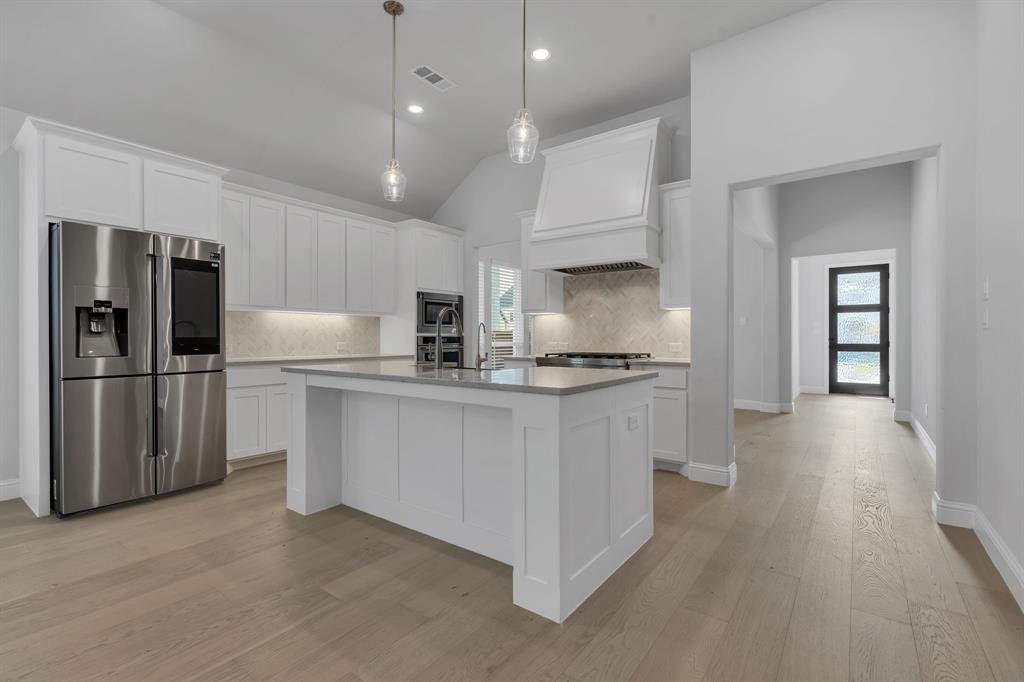 16128 Harris Hawk Street Property Photo 8
