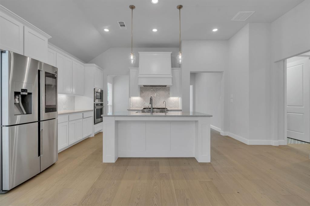 16128 Harris Hawk Street Property Photo 9
