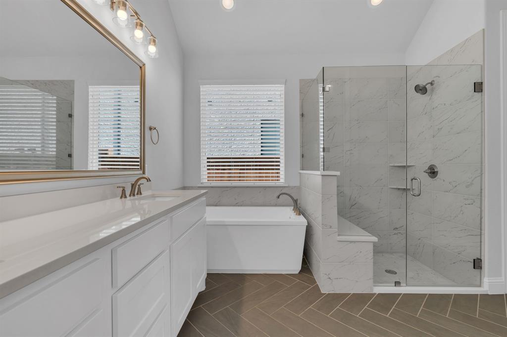 16128 Harris Hawk Street Property Photo 23