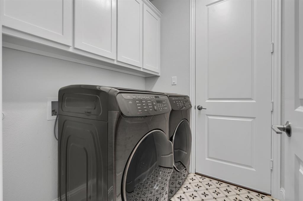 16128 Harris Hawk Street Property Photo 34