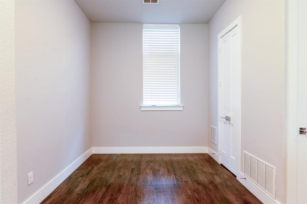 2514 Vintage Street Property Photo 9