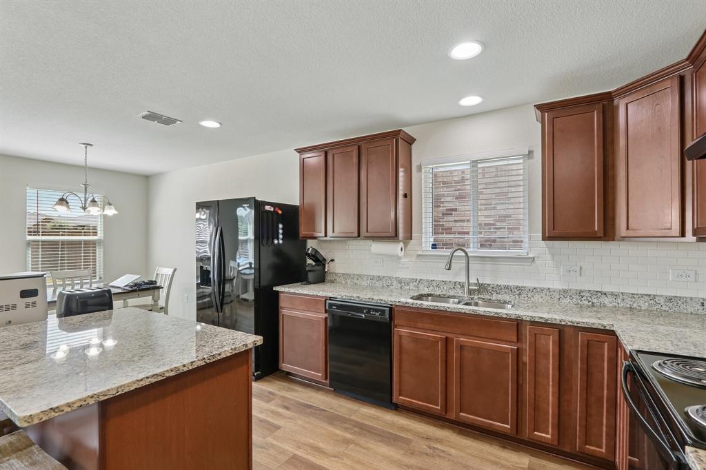 3304 Biggs Avenue Property Photo 20