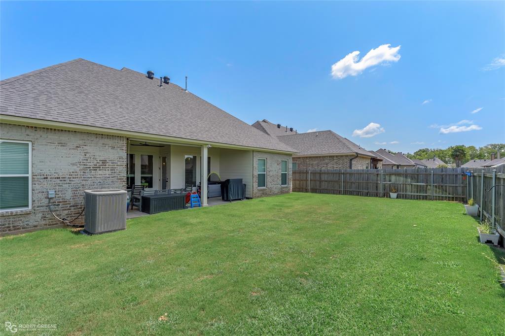 1356 Quincy Drive Property Photo 3