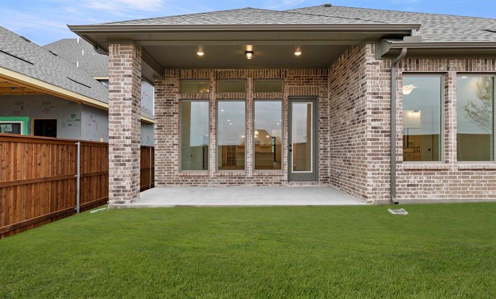 1005 Sky Five Drive Property Photo 3