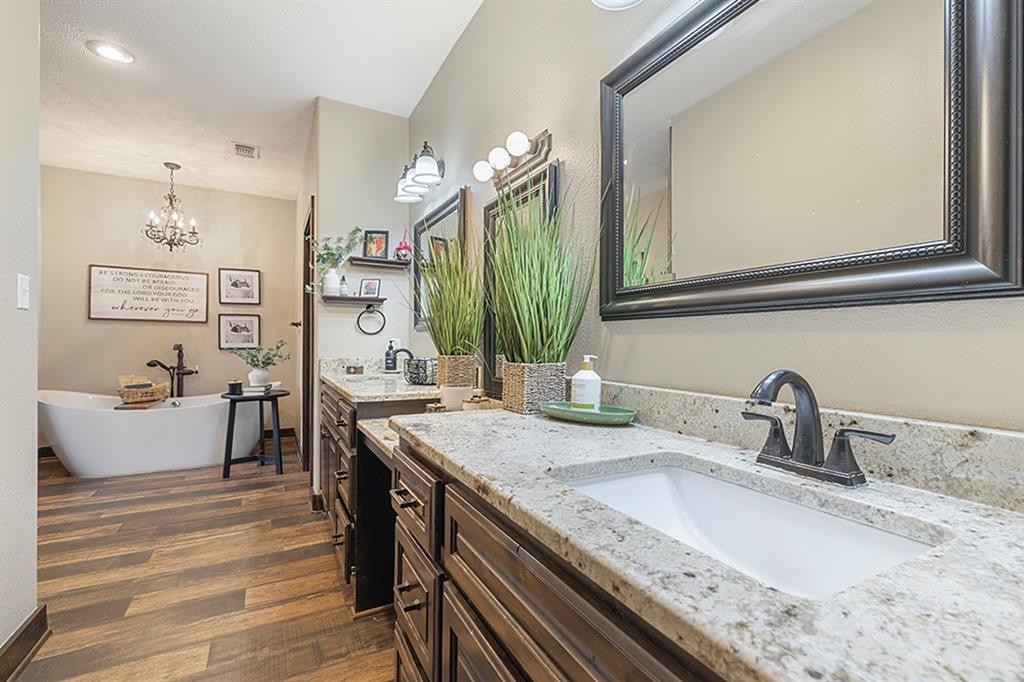 1408 Pine Wilderness Drive Property Photo 13