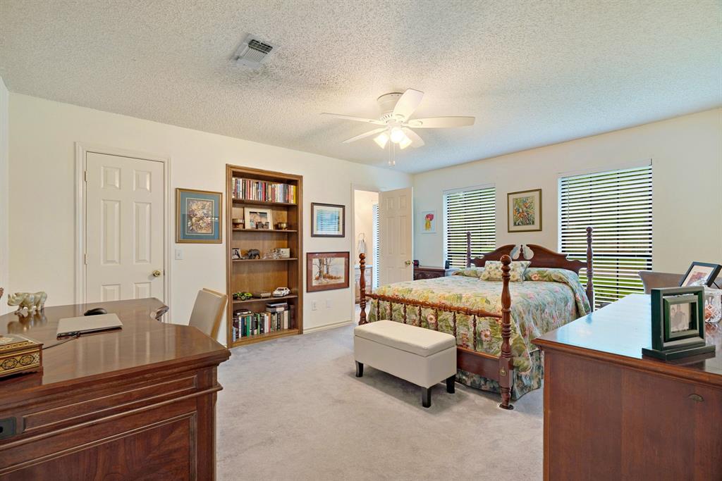 940 Brandyn Place Property Photo 14