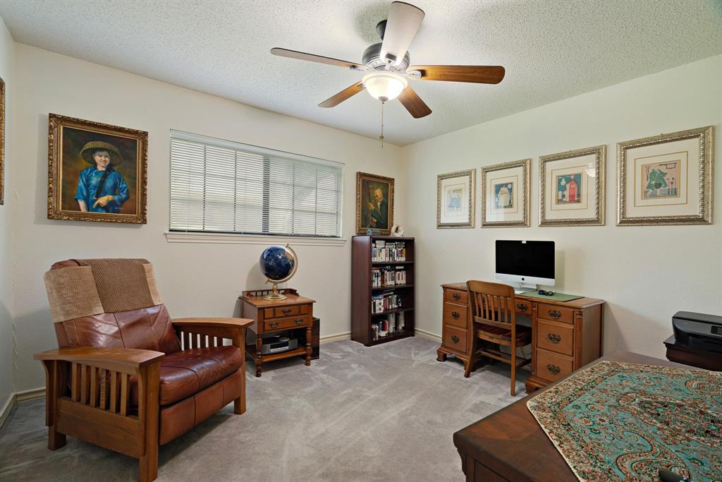 940 Brandyn Place Property Photo 18