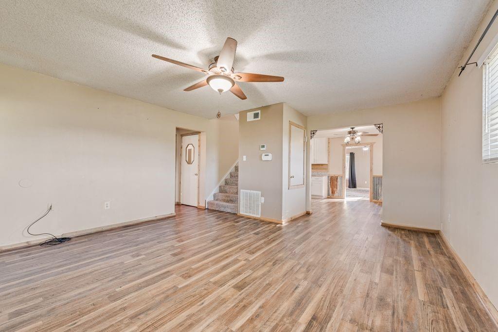 220 Crump Circle Property Photo 9
