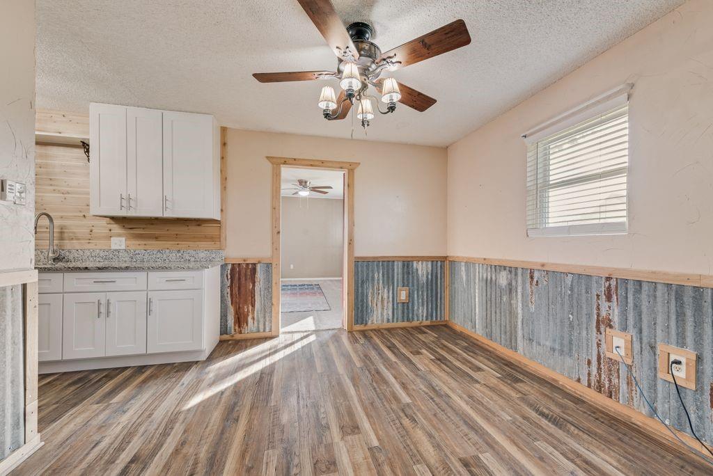 220 Crump Circle Property Photo 11
