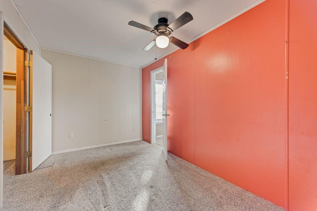 220 Crump Circle Property Photo 19