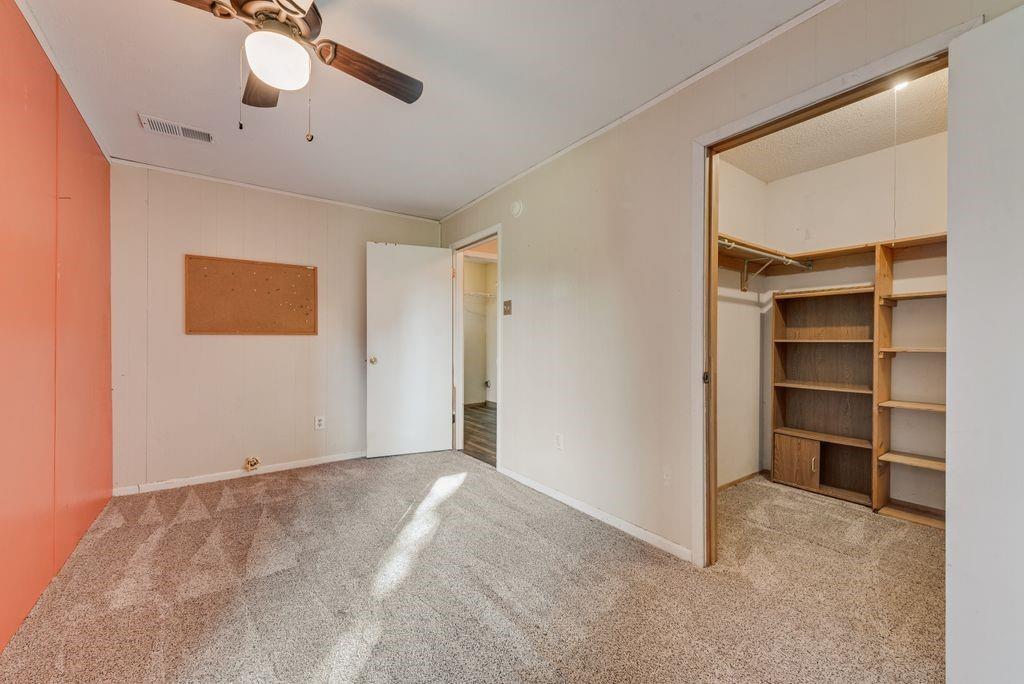 220 Crump Circle Property Photo 20