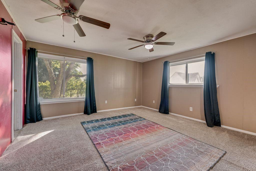 220 Crump Circle Property Photo 23