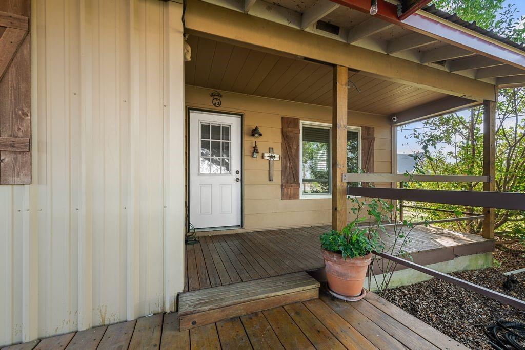 220 Crump Circle Property Photo 31