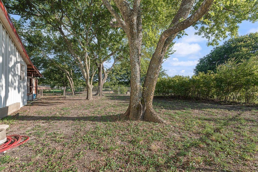 220 Crump Circle Property Photo 33