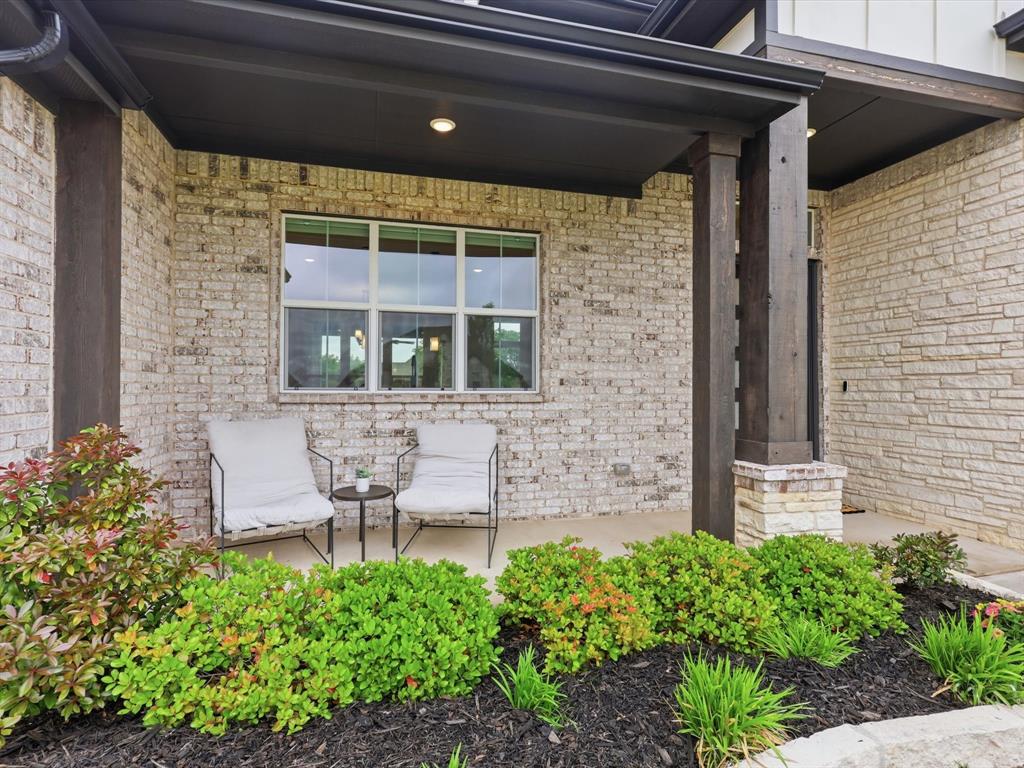 300 Waterview Drive Property Photo 7