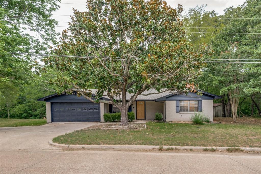 1311 Forrest Drive Property Photo 1
