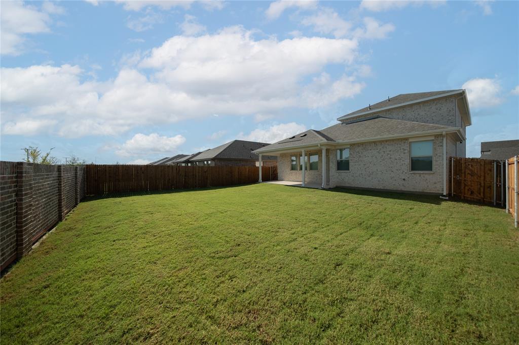 3421 Longfellow Avenue Property Photo 3