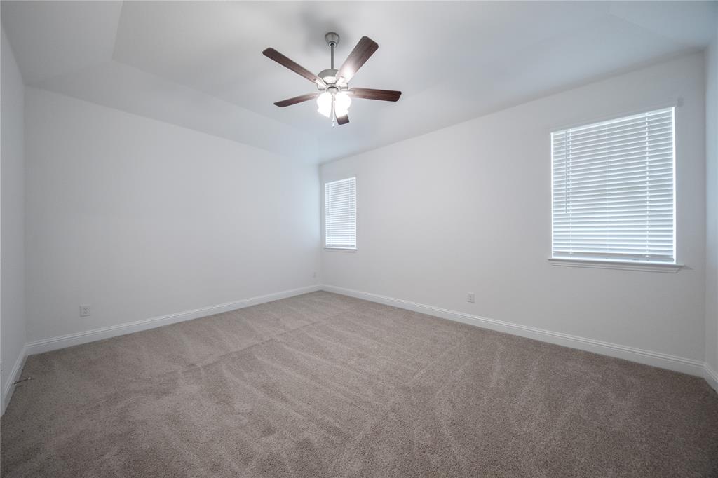 3421 Longfellow Avenue Property Photo 10