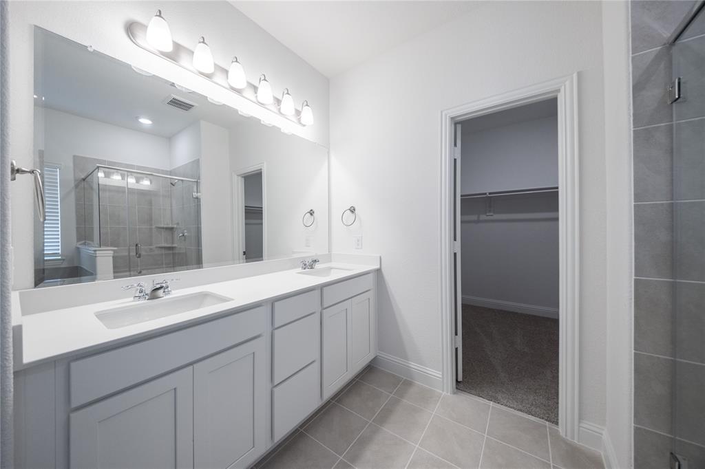 3421 Longfellow Avenue Property Photo 12