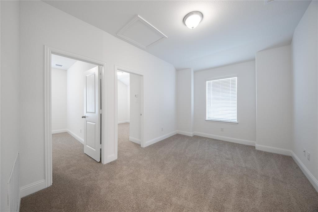 3421 Longfellow Avenue Property Photo 17