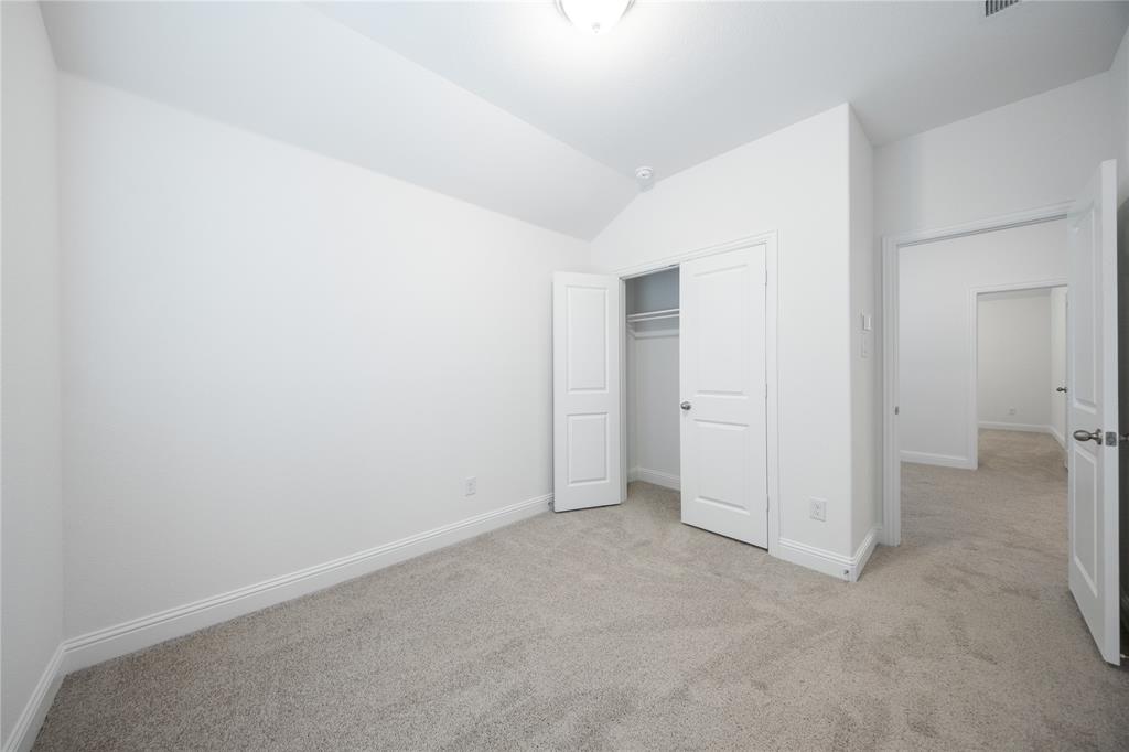 3421 Longfellow Avenue Property Photo 19