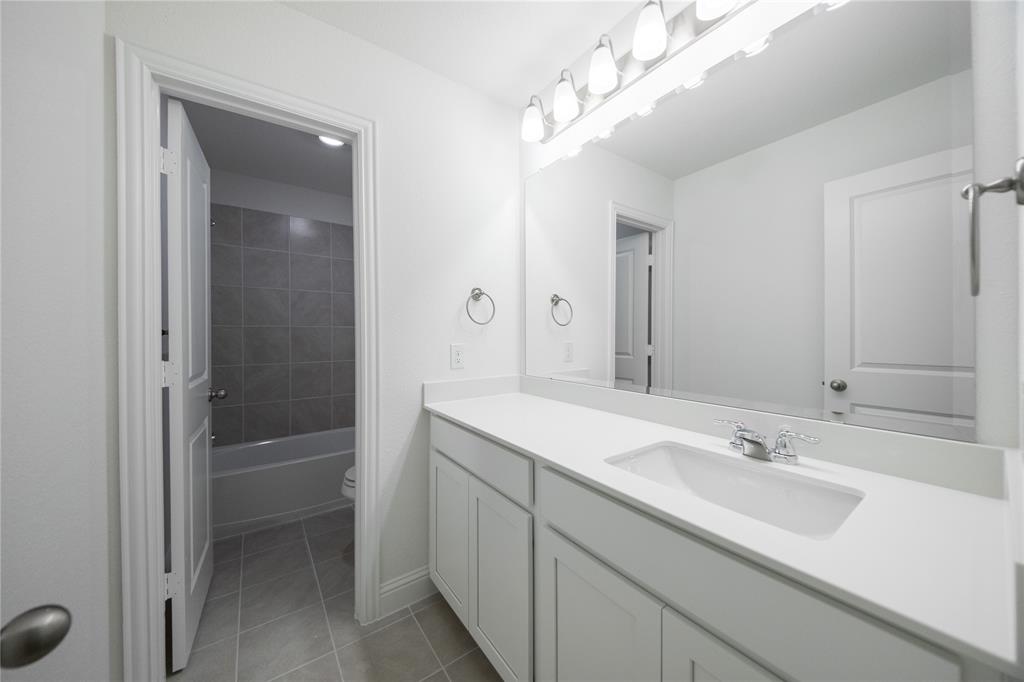 3421 Longfellow Avenue Property Photo 20
