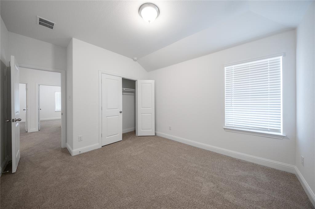 3421 Longfellow Avenue Property Photo 22