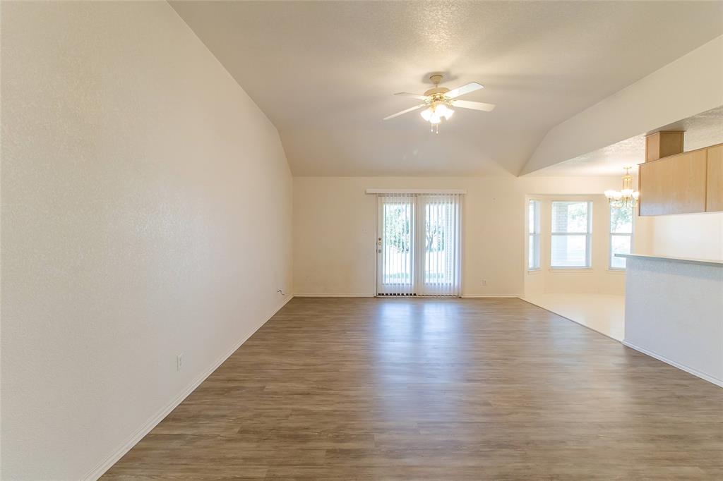 4514 Hondo Drive Property Photo 5