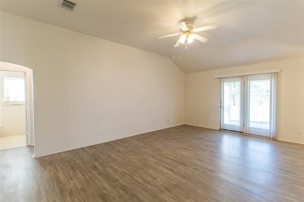 4514 Hondo Drive Property Photo 8