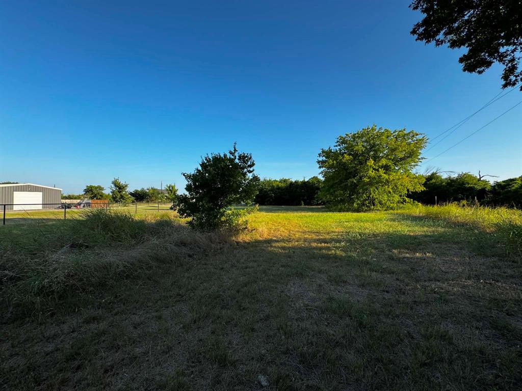4270 Belz Road Property Photo 10
