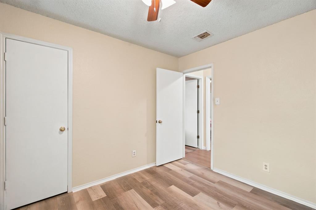 4837 Thistledown Drive Property Photo 15