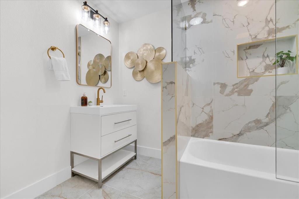 6631 Hunters Ridge Drive Property Photo 25