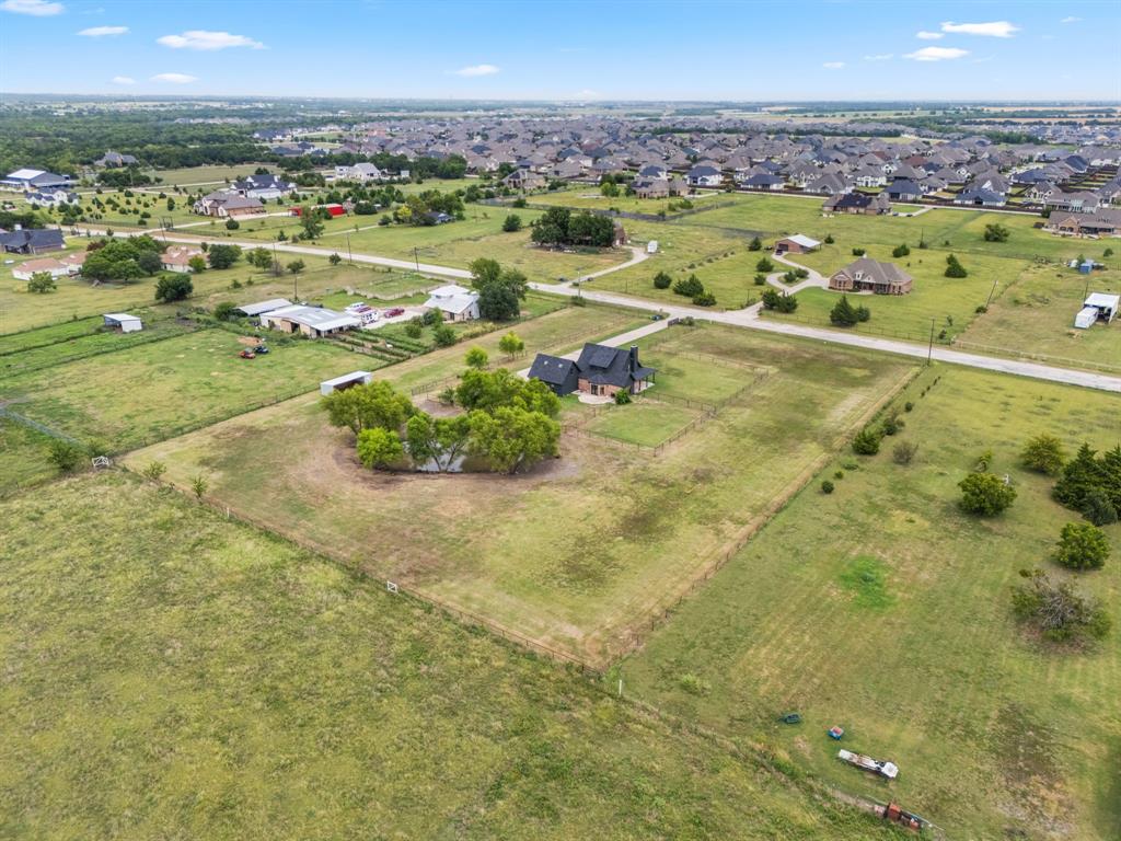 1068 Frontier Trail Property Photo 27