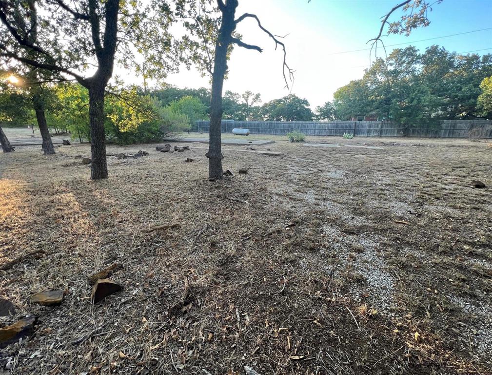 1102 Maple Drive Property Photo 11