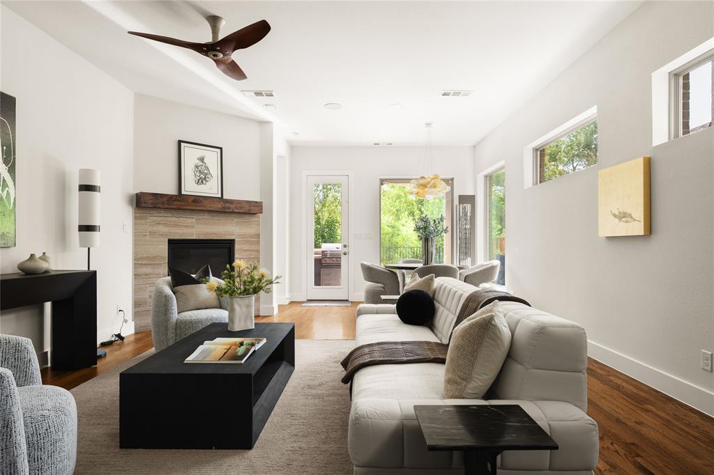 536 Shoreline Street Property Photo 1