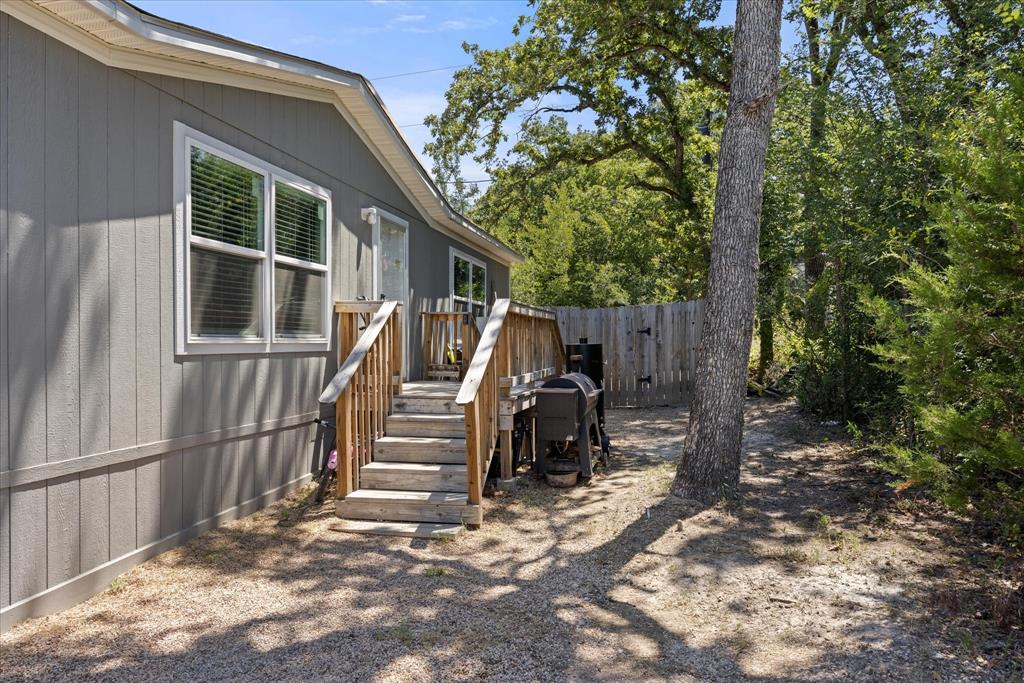 5913 N Oklahoma Trail Property Photo 5